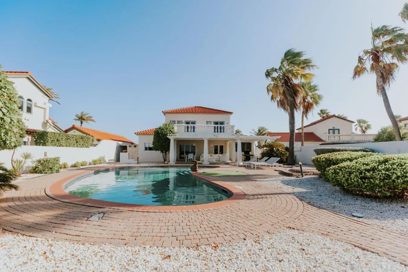 6 Bedroom Villa In Tierra Del Sol Golf Course Noord 0*,  Aruba